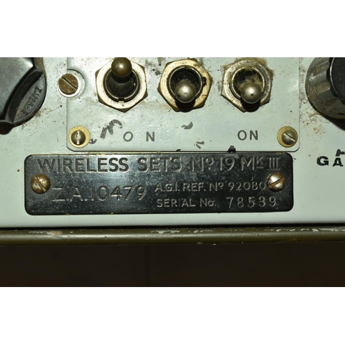 375 - A WIRELESS SETS NO.19 MK III, numbered ZA 10479 A.G.I. ref no. 92080, serial number 78539, light gre... 