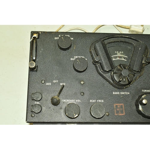 376 - A US ARMY SIGNAL CORPS RADIO RECEIVER, numbered BC-348-Q, serial number 5416, order number 2541-WF-4... 