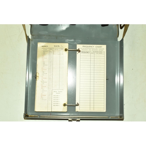 381 - AN AIR MINISTRY WAVEMETER TYPE W1191A, ref no. 10T/565, serial no. SLI. 26 although later added and ... 