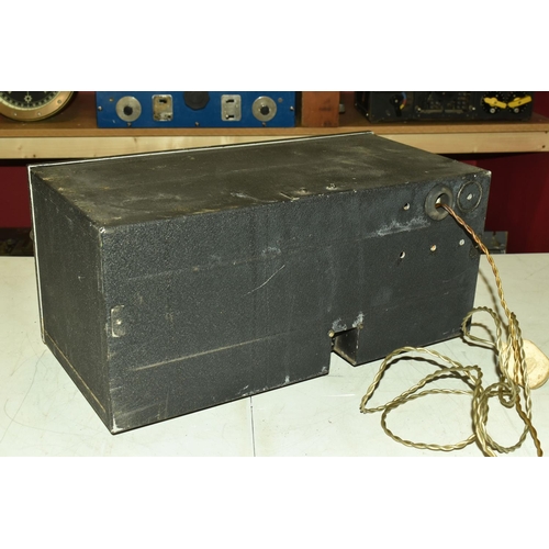 385 - A US ARMY SIGNAL CORPS RADIO RECEIVER, numbered BC-348-R, serial number 12715, order number 2541-WF-... 