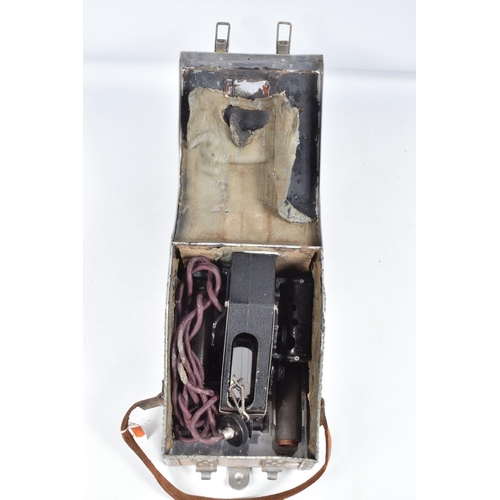 405 - A METAL CASED BUBBLE SEXTANT MK IX, 6B/151, no. 15974/40, worn lining to the inside case, with a bur... 