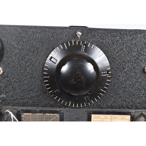 408 - A NATIONAL HIGH FREQUENCY RECEIVER, type HRO 5T, National Company Inc. Malden, Mass, USA, all dials ... 