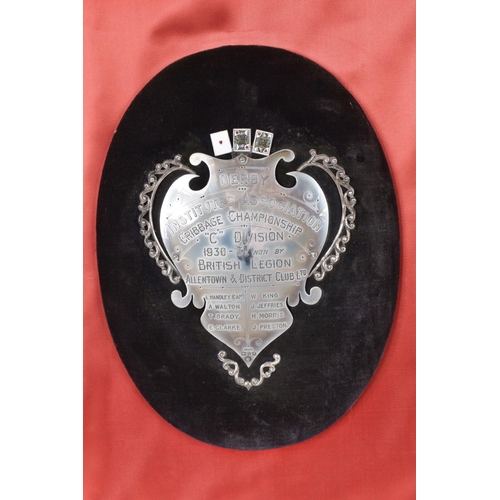 421 - EARLY 20TH CENTURY BRITISH LEGION INTEREST: - A LATE 20TH CENTURY DISPLAY CASE CONTAINING TEN OVAL V... 