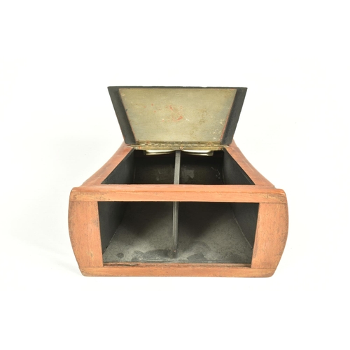 315 - A LATE 19TH CENTURY / EARLY 20TH CENTURY MAHOGANY BREWSTER PATTERN STEREOSCOPIC VIEWER AND A COLLECT... 