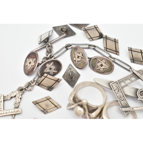 79 - ASSORTED SILVER AND WHITE METAL ITEMS, to include a  pair of early 20th century silver shoe buckles,... 