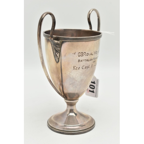 101 - A GEORGE V SILVER TROPHY, a double handled silver trophy, engraving to the trophy '1st G.B.Royal Wel... 