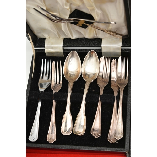 128 - ASSORTED COLLECTABLE CONTINETAL SPOONS AND OTHER ITEMS, spoons with marks to include 925, 800, 835, ... 