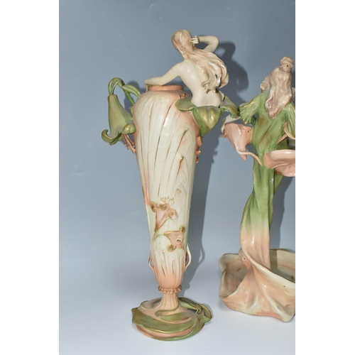 362 - A PAIR OF ART NOUVEAU AMPHORA AUSTRIA VASES AND AN AMPHORA CENTREPIECE, the elongated vases in cream... 