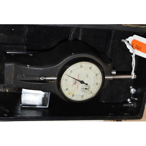 412 - FOUR CASED MEASURING GAUGES, comprising a Conimeters Ltd gauge set, a Baty dial gauge, a Baty Lindle... 