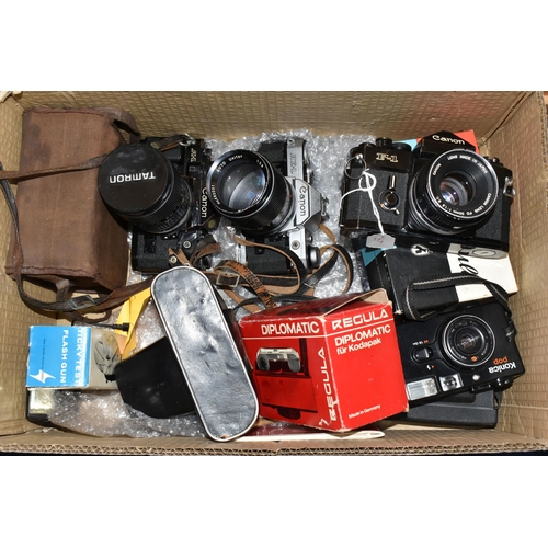 465 - VINTAGE CANON PHOTOGRAPHIC EQUIPMENT ETC, to include a Canon F1 camera body fitted with a Canon 50mm... 