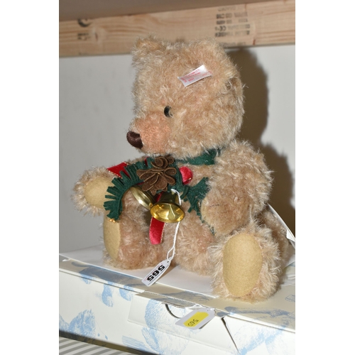 565 - A BOXED LIMITED EDITION STEIFF TEDDY BEAR 'PINE', no.034275, limited edition no.557/1500, cinnamon m... 