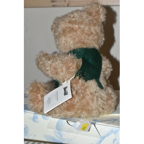 565 - A BOXED LIMITED EDITION STEIFF TEDDY BEAR 'PINE', no.034275, limited edition no.557/1500, cinnamon m... 