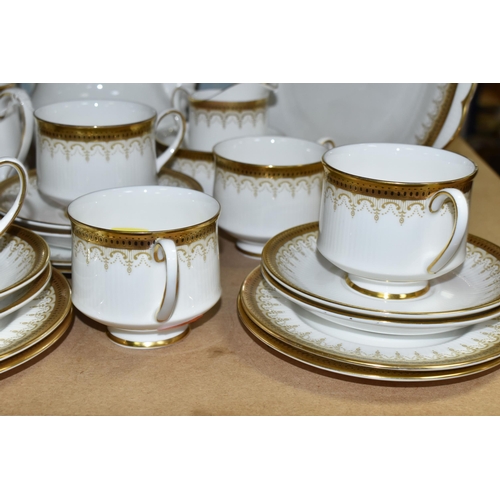 568 - A THIRTY FOUR PIECE PARAGON ATHENA PART TEA AND COFFEE SET, comprising a coffee pot, a cream jug, a ... 