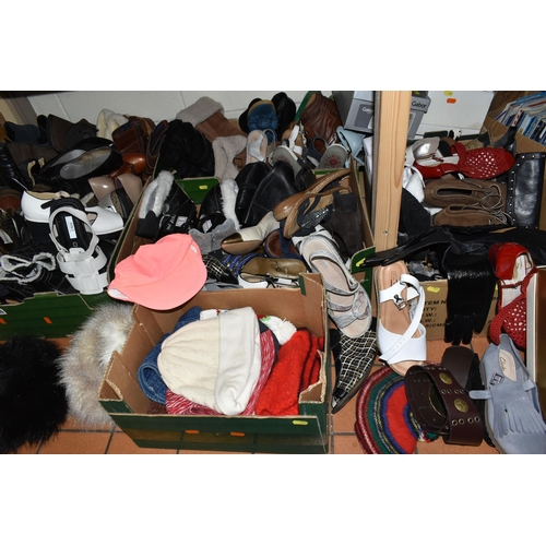 545 - SIX BOXES OF LADIES SHOES AND A BOX OF LADIES HATS, the majority of the shoes are unboxed, includes,... 