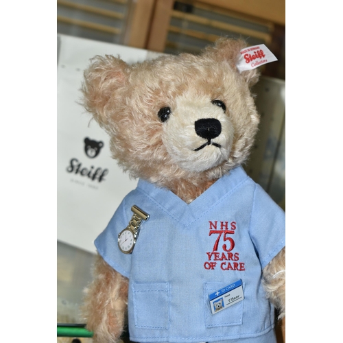 594 - A BOXED STEIFF LIMITED EDITION NHS '75 YEARS OF CARE' TEDDY BEAR, exclusive to Danbury Mint, no.6914... 