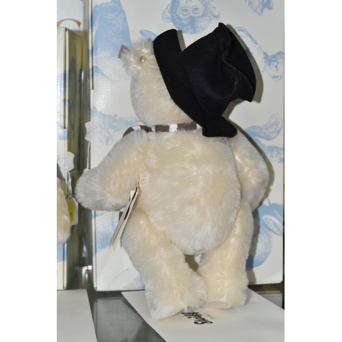 604 - A BOXED STEIFF LIMITED EDITION 'MONTY SNOWMAN TED', no.021718, limited edition no.465/1225, white mo... 