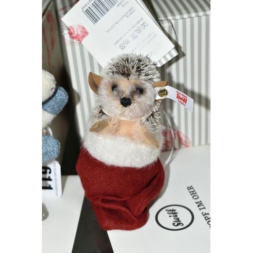 611 - TWO BOXED STEIFF LIMITED EDITION ORNAMENTS, comprising 'Hedgehog in a Mitten' 007040 - 481/2,000, he... 