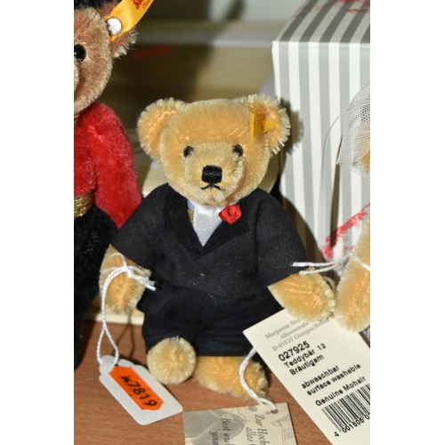 615 - THREE BOXED STEIFF TEDDY BEARS, comprising 026867 Great Escapes Series 2018 'London Teddy Bear', hei... 