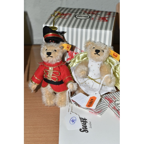 616 - TWO STEIFF BEAR ORNAMENTS, comprising limited edition 1196/1500 -  691225 'Teddy Bear Nutcracker' Ch... 