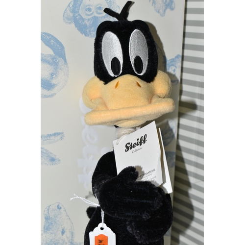 627 - A BOXED STEIFF LIMITED EDITION 'DAFFY DUCK', with black and yellow mohair and cotton, gold coloured ... 