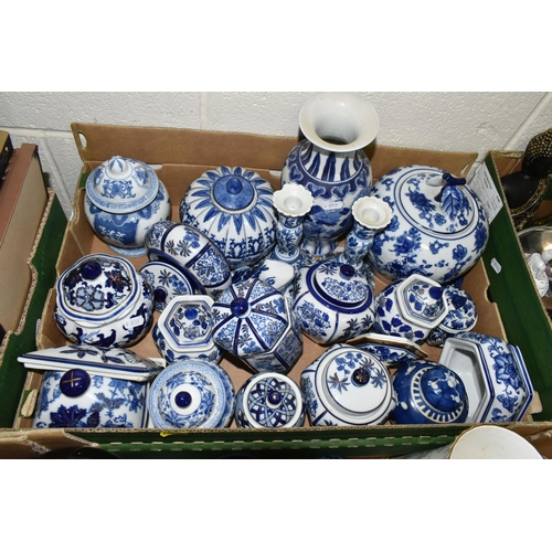 652 - FOUR BOXES OF CERAMICS AND ORNAMENTS, to include a large quantity of blue and white ginger jars and ... 