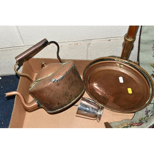 659 - ONE BOX OF METALWARE, to include a copper kettle, a 19th century copper bed warmer, and Elkington 'M... 