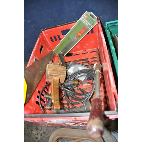 1076 - A METAL TOOLBOX AND TWO TRAYS CONTAINING TOOLS including a Record 18 Stillson, a 600mm Stillson, a R... 