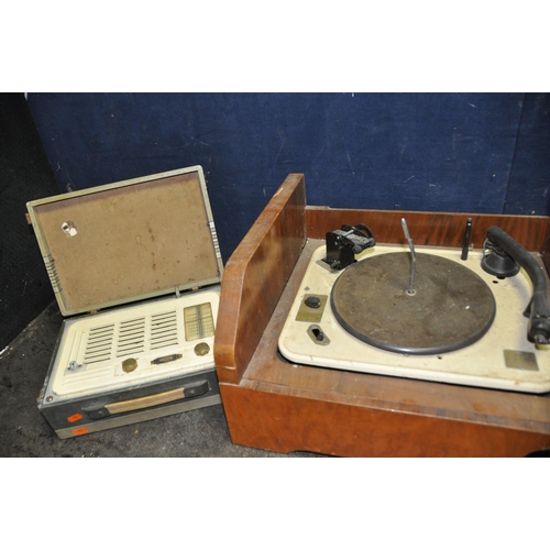 1113 - A COLLECTION OF VINTAGE AUDIO EQUIPMENT  including a Garrard RC80M turntable (untested), an Elizabet... 