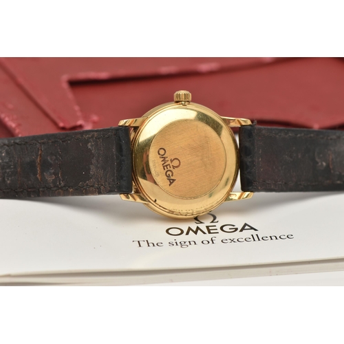 44 - A LADIES 'OMEGA' WRISTWATCH, automatic movement, round mother of pearl dial signed 'Omega Automatic'... 