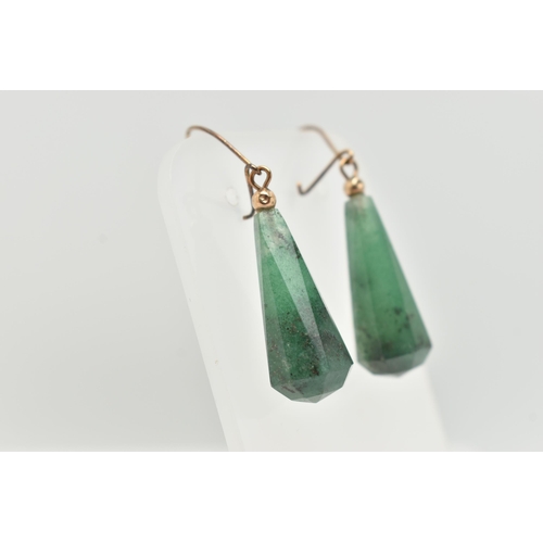 52 - A PAIR OF GREEN QUARTZ DROP EARRINGS, faceted tapering drops, fitted with unmarked yellow metal fish... 