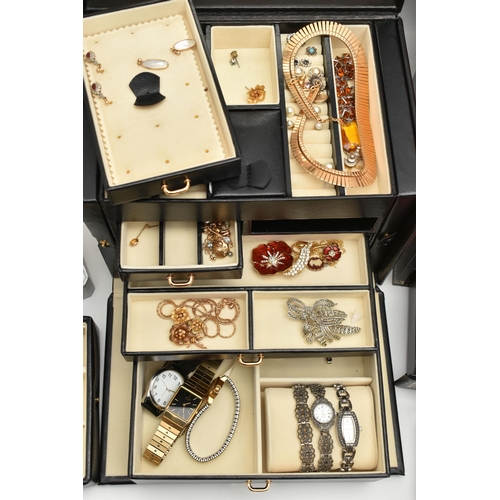 132 - A BOX OF JEWELLERY BOXES AND ASSORTED COSTUME JEWELLERY, to include two black jewellery boxes and a ... 