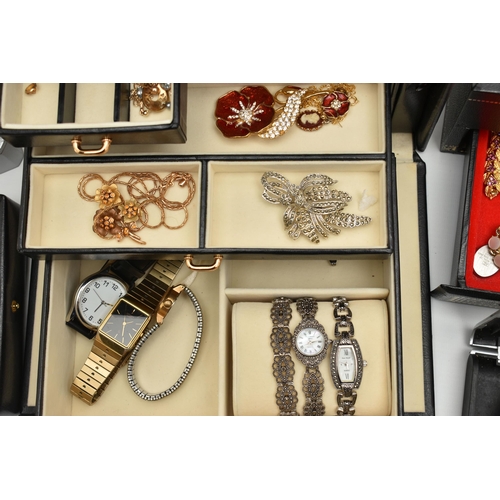 132 - A BOX OF JEWELLERY BOXES AND ASSORTED COSTUME JEWELLERY, to include two black jewellery boxes and a ... 