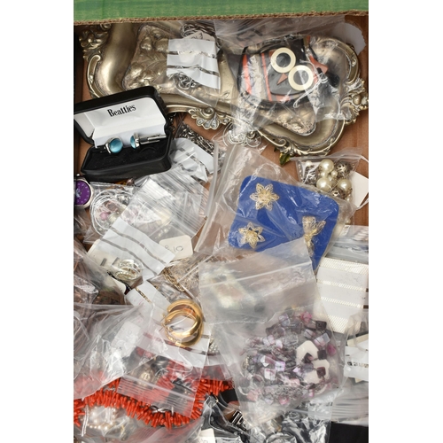 141 - A BOX OF ASSORTED COSTUME JEWELLERY AND ITEMS, to include various beaded necklaces, imitation pearl ... 