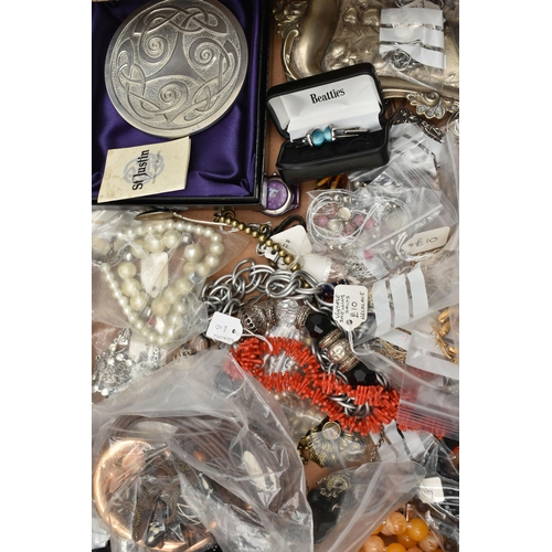 141 - A BOX OF ASSORTED COSTUME JEWELLERY AND ITEMS, to include various beaded necklaces, imitation pearl ... 