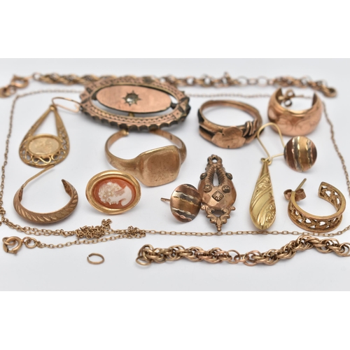 73 - A SELECTION OF JEWELLERY, to include a pair of tri-colour ear studs, single ear hoops and drop earri... 