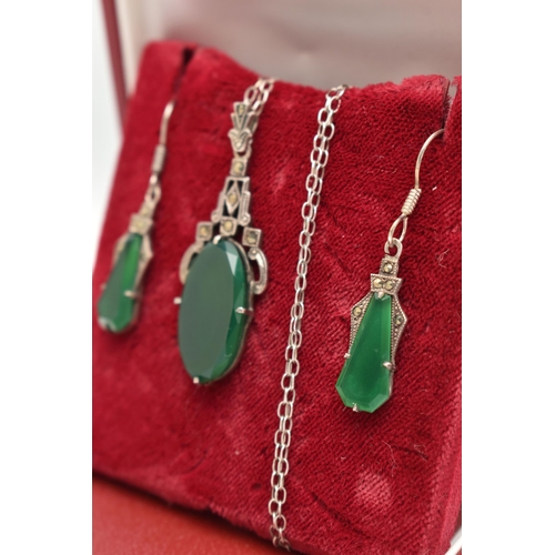 91 - A WHITE METAL GREEN CHALCEDONY PENDANT NECKLACE AND MATCHING EARRINGS, art deco style, the pendant s... 