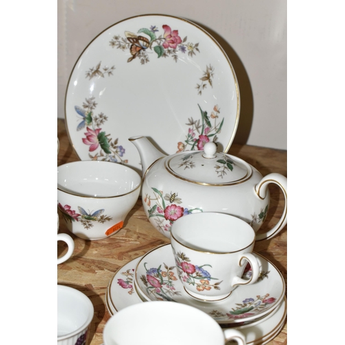 336 - A WEDGWOOD 'SANDON' PATTERN TEA SET AND ASIA R4288 PATTERN SOUP BOWLS, a 'Sandon' pattern tea set co... 