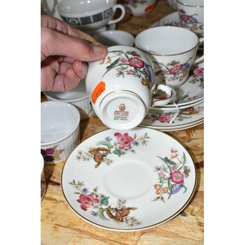 336 - A WEDGWOOD 'SANDON' PATTERN TEA SET AND ASIA R4288 PATTERN SOUP BOWLS, a 'Sandon' pattern tea set co... 