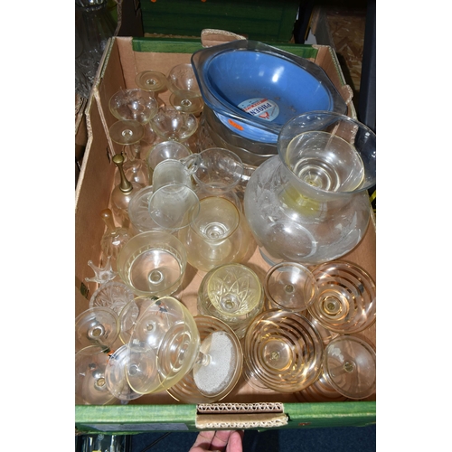 353 - SIX BOXES AND LOOSE GLASS AND CERAMICS, to include a boxed set of six Thomas Webb tumblers, a boxed ... 