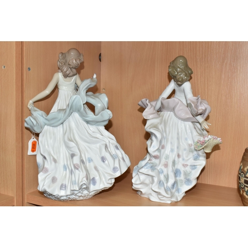 382 - TWO LLADRO FIGURES, model number 5898 'Spring Splendour' and  Summer Serenade 6193 (2) (Condition re... 