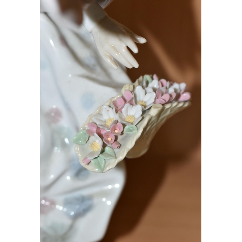 382 - TWO LLADRO FIGURES, model number 5898 'Spring Splendour' and  Summer Serenade 6193 (2) (Condition re... 