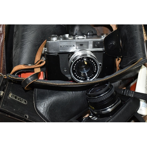 447 - A BOX OF CAMERAS AND PHOTOGRAPHIC EQUIPMENT, to include a Pentax ME camera fitted with a Pentax F1.7... 