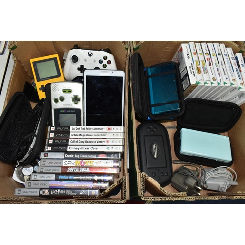 480 - NINTENDO AND PLAYSTATION HANDHELDS AND VIDEO GAMES, includes a 3DS, 3DS XL, DS Lite, PSP, Gameboy Po... 