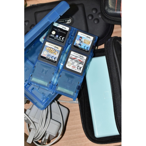 480 - NINTENDO AND PLAYSTATION HANDHELDS AND VIDEO GAMES, includes a 3DS, 3DS XL, DS Lite, PSP, Gameboy Po... 