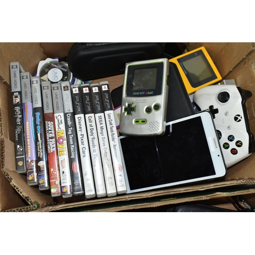 480 - NINTENDO AND PLAYSTATION HANDHELDS AND VIDEO GAMES, includes a 3DS, 3DS XL, DS Lite, PSP, Gameboy Po... 