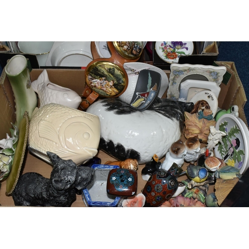 536 - TWO BOXES AND LOOSE CERAMICS AND ORNAMENTS, to include Capodimonte rose ornaments, a Cloisonné trink... 