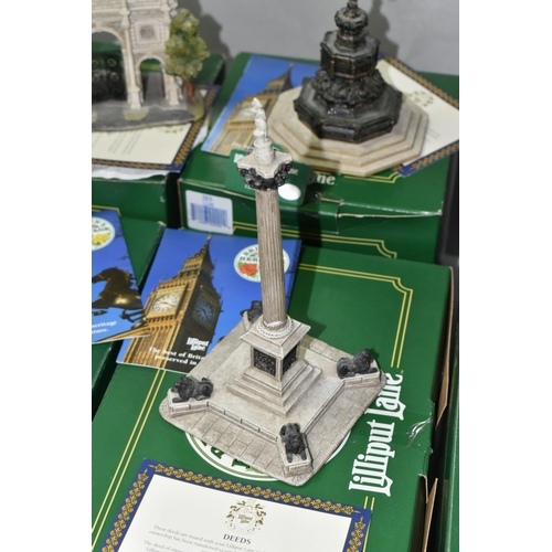 537 - A COLLECTION OF BOXED LILLIPUT LANE BRITAIN'S HERITAGE SCULPTURES, comprising Saint Paul's Cathedral... 