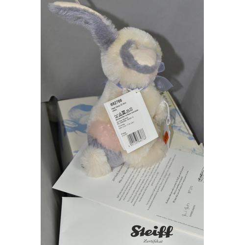 553 - A BOXED LIMITED EDITION STEIFF 'DAISY BUNNY' 682766, 2014 North American limited edition, height 20c... 