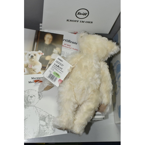 574 - A BOXED LIMITED EDITION STEIFF 'MARGARETE MEMORIAL' TEDDY BEAR, produced to mark the 110th anniversa... 