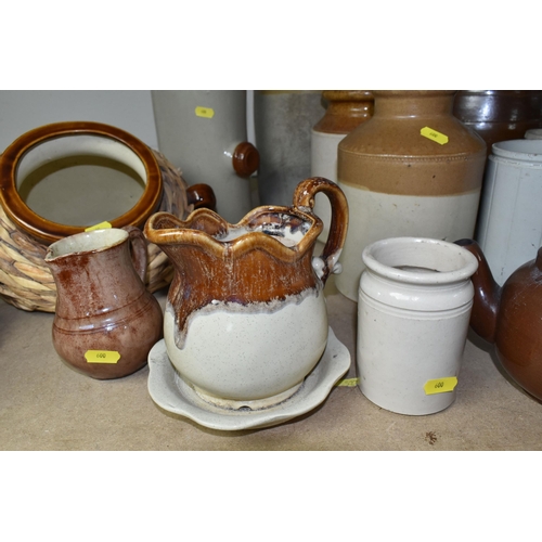 600 - A SMALL SELECTION OF SALT GLAZED EARTHENWARES ETC, to include an unbranded spirit barrel lacking a l... 